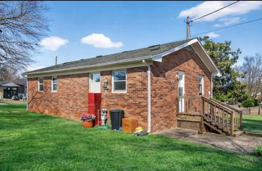 268 Fairview Circle Sparta TN 38583