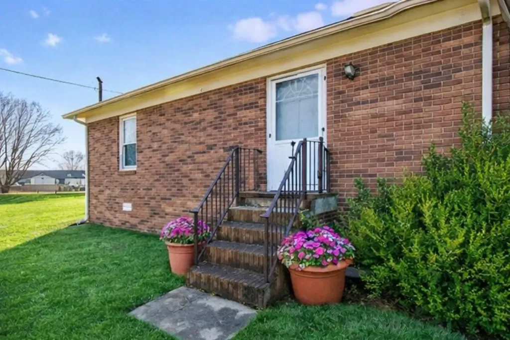 268 Fairview Circle Sparta TN 38583