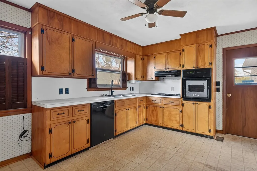 203 Cherry Street Pikeville TN 37367