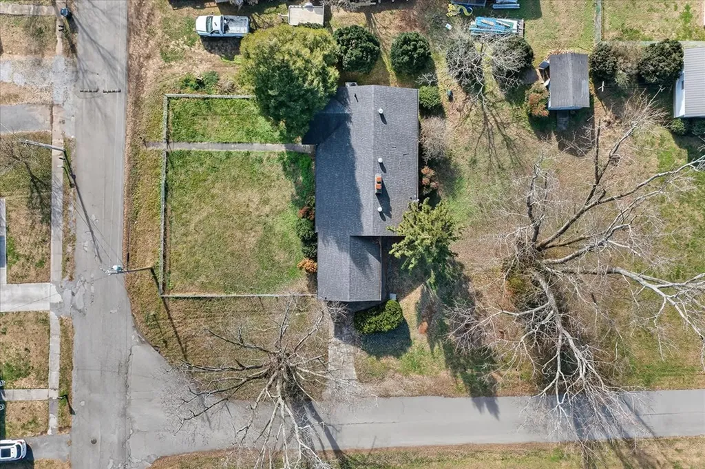 203 Cherry Street Pikeville TN 37367