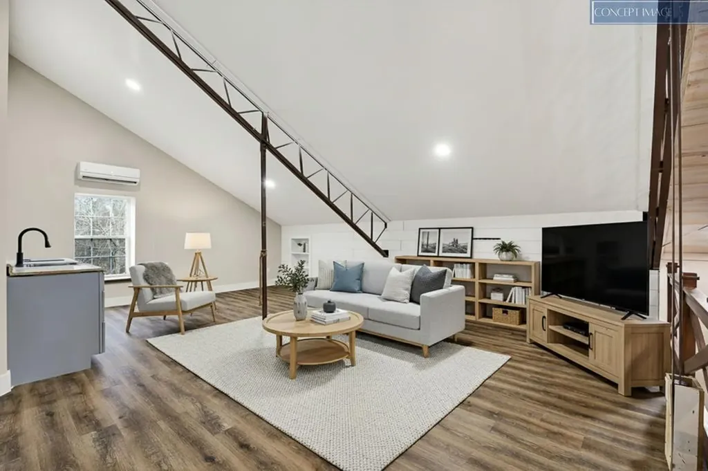 1423 Moodyville Loop Byrdstown TN 38549