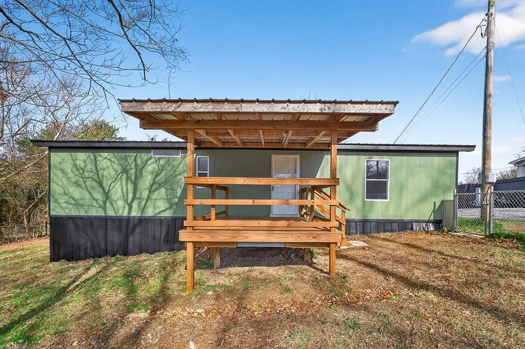 3010 Oakdale Drive Cookeville TN 38501