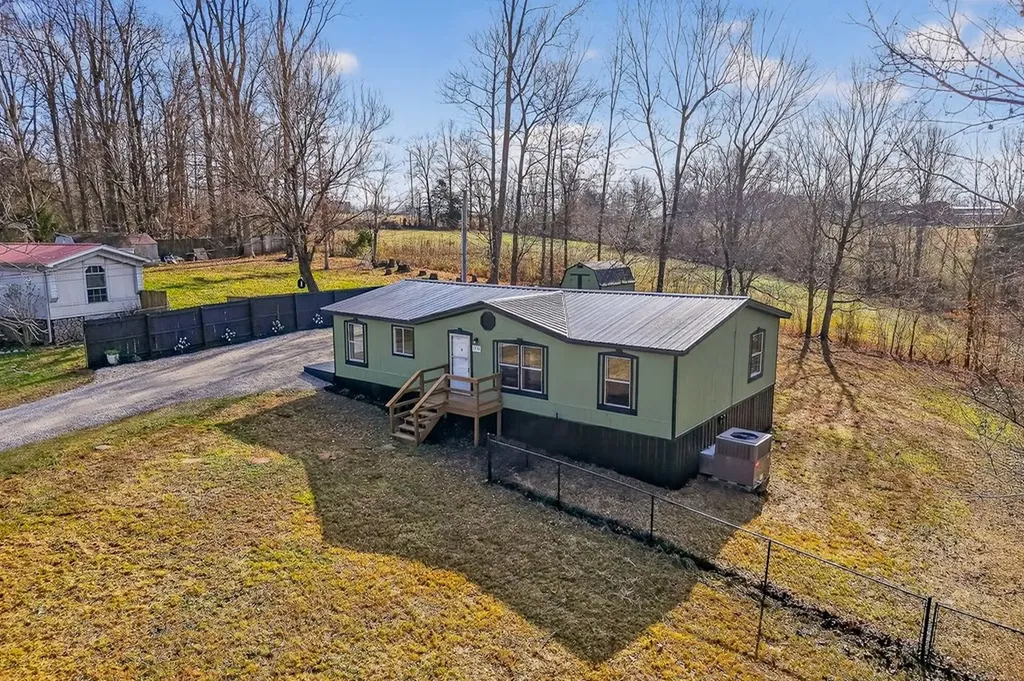 3010 Oakdale Drive Cookeville TN 38501