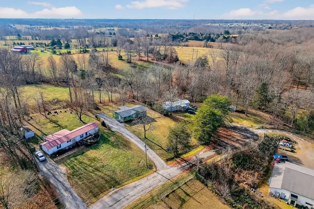 3010 Oakdale Drive Cookeville TN 38501