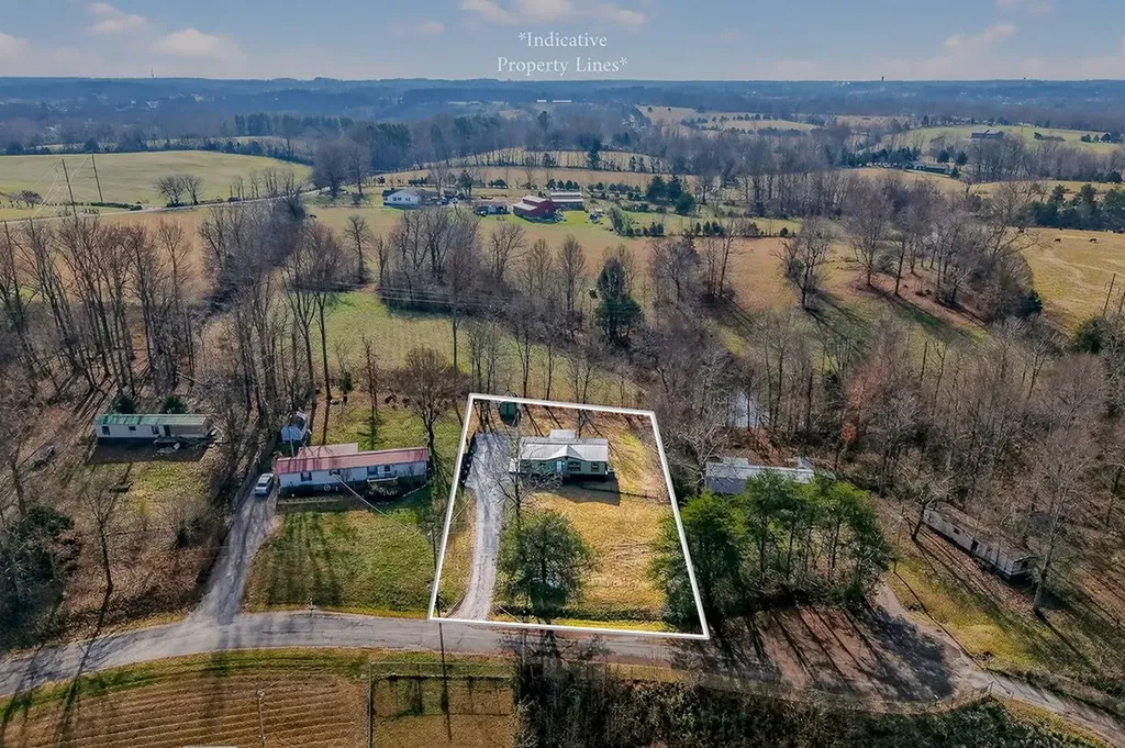 3010 Oakdale Drive Cookeville TN 38501