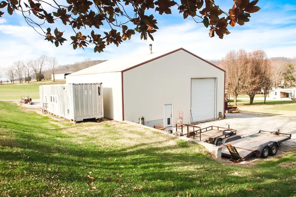 3035 Monterey Highway Sparta TN 38583