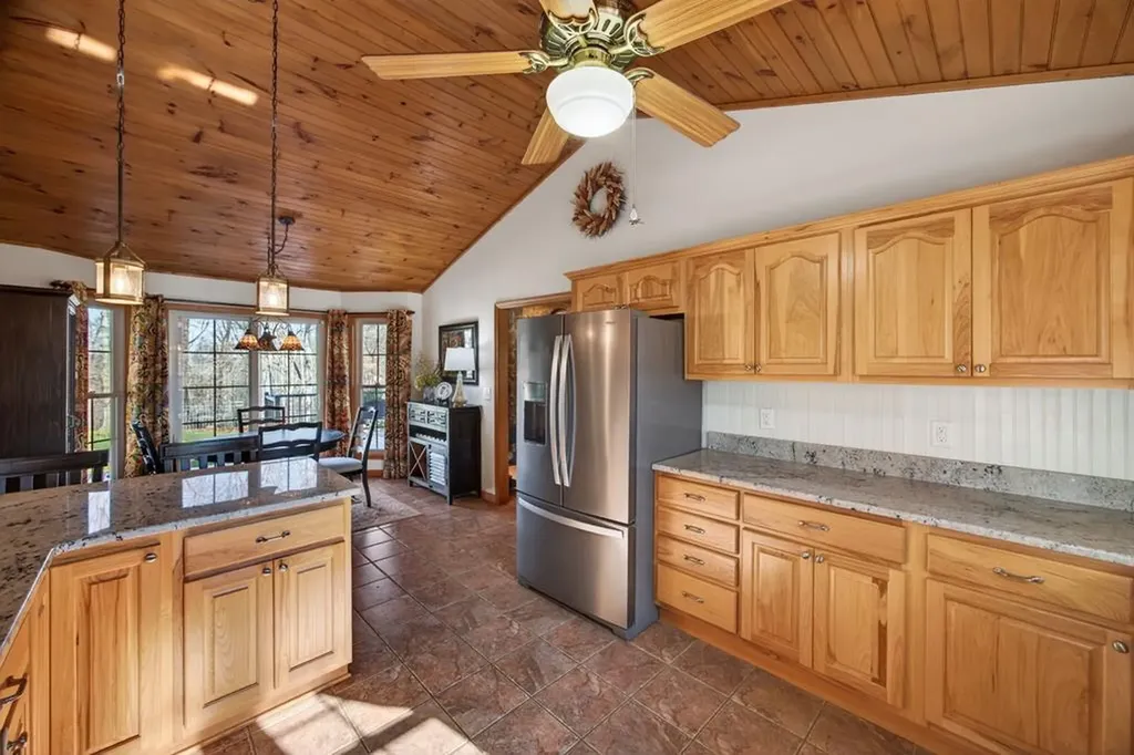 165 Eagle Crest Drive Byrdstown TN 38549