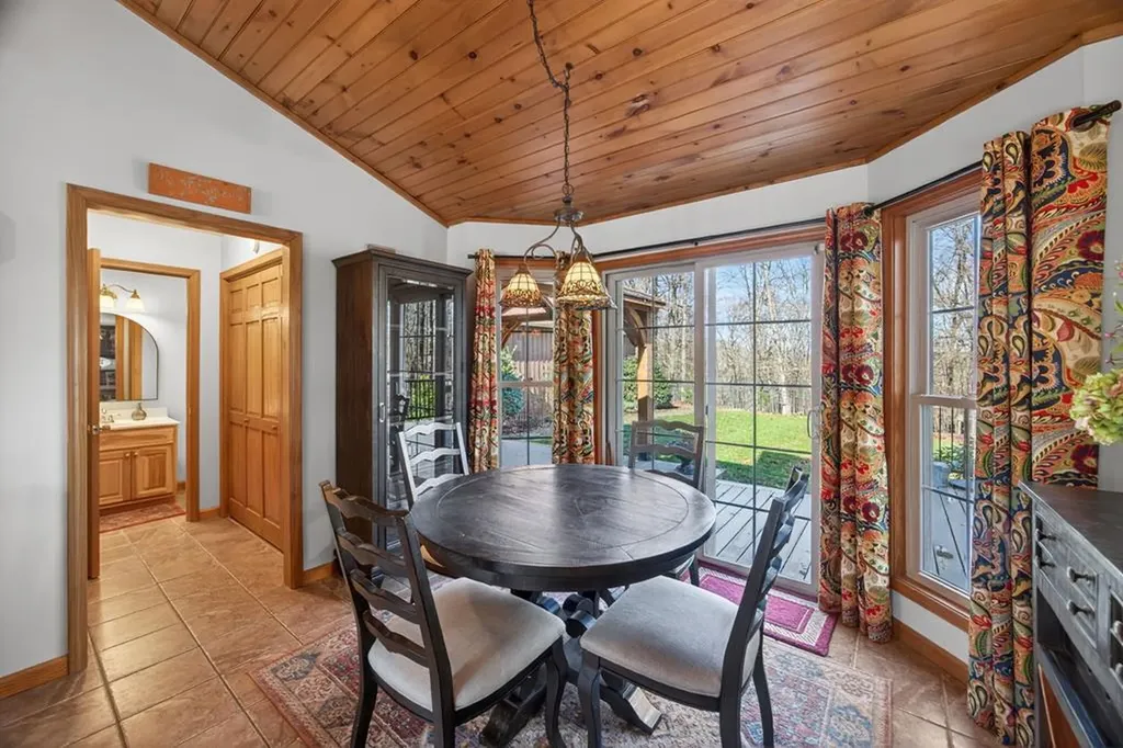 165 Eagle Crest Drive Byrdstown TN 38549