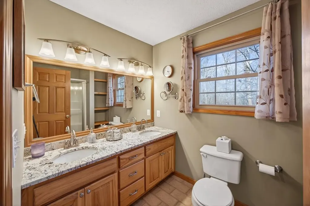 165 Eagle Crest Drive Byrdstown TN 38549