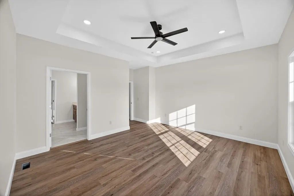 6572 Thomas Twin Oaks Road Baxter TN 38544