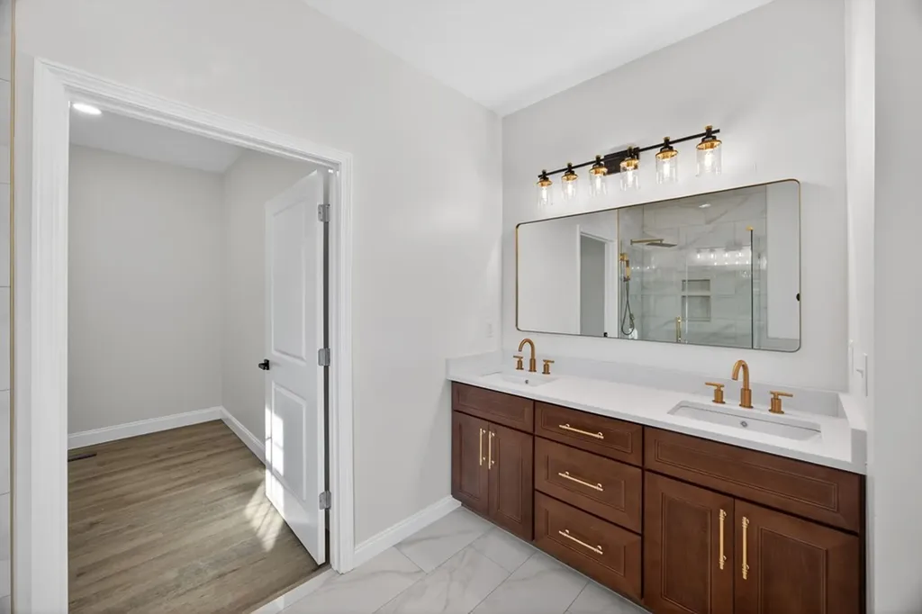 6572 Thomas Twin Oaks Road Baxter TN 38544