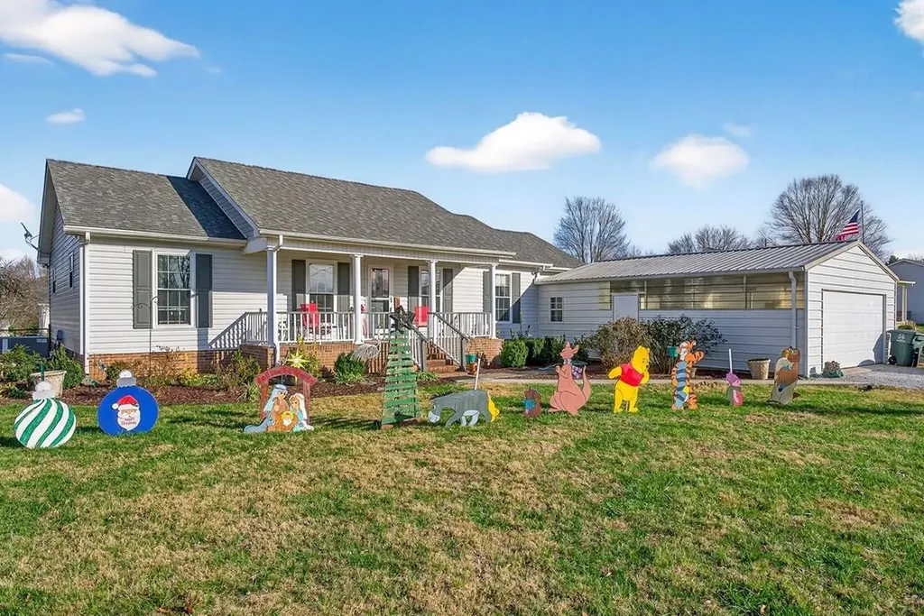 387 Okalona Road Livingston TN 38570