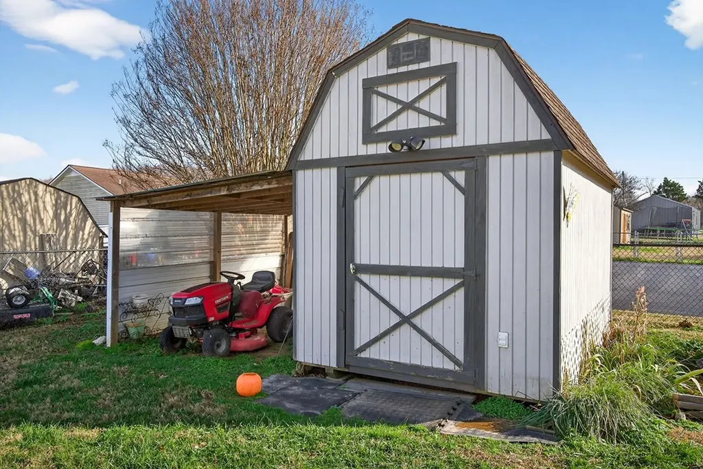 387 Okalona Road Livingston TN 38570