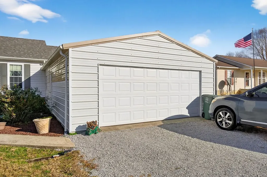 387 Okalona Road Livingston TN 38570