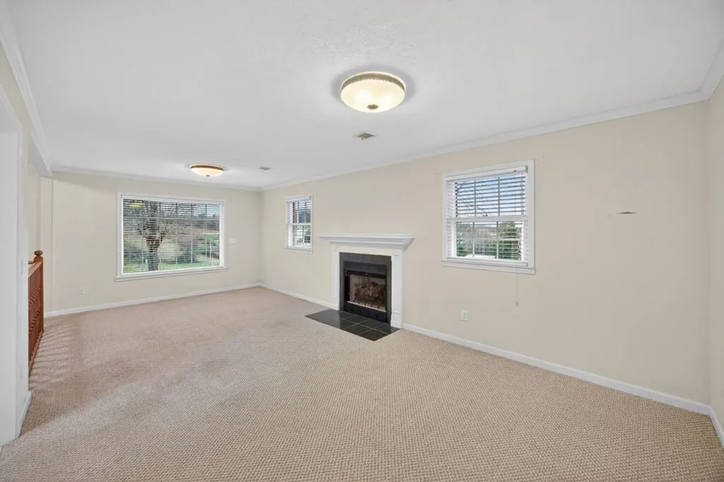 4670 Celina Highway Allons TN 38541