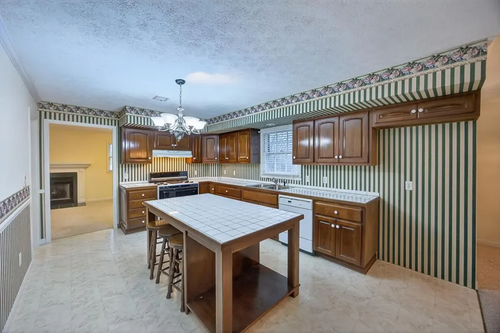 4670 Celina Highway Allons TN 38541