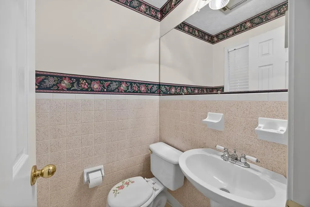 4670 Celina Highway Allons TN 38541