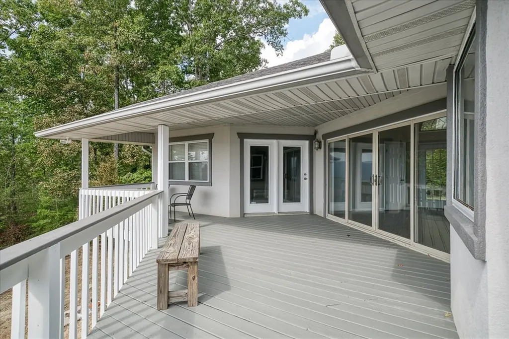 82 Browns Gap Road Crossville TN 38555