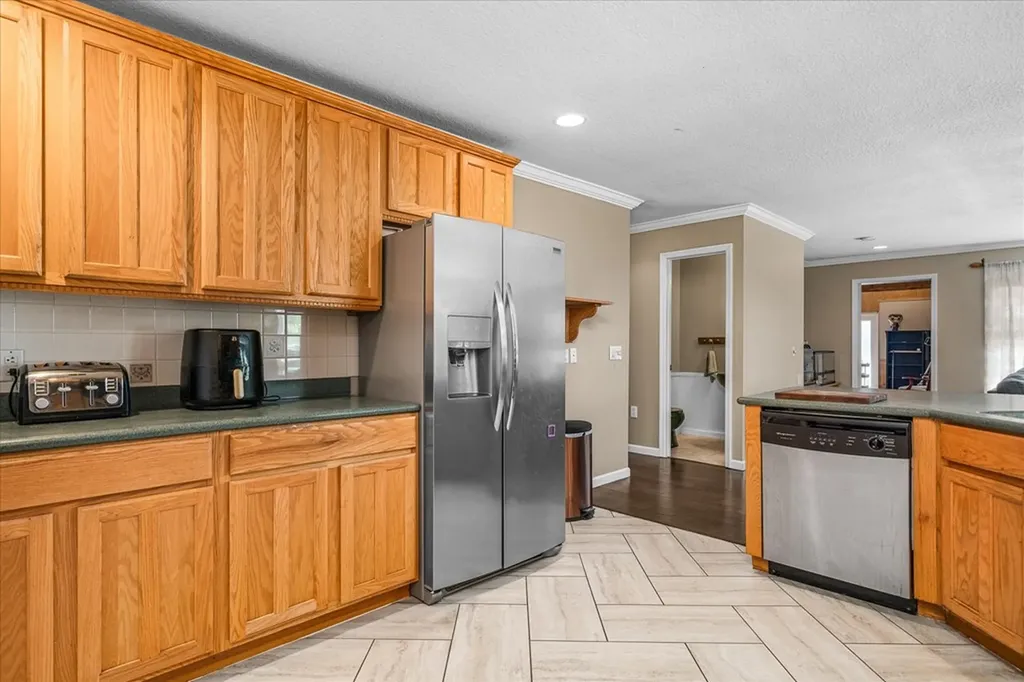 82 Browns Gap Road Crossville TN 38555
