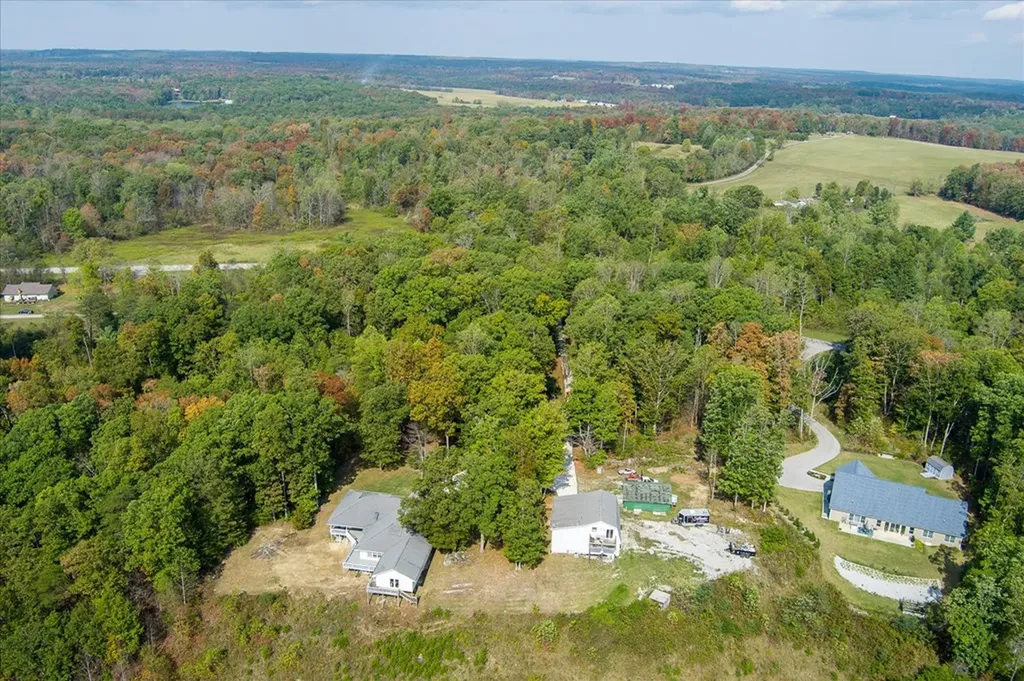 82 Browns Gap Road Crossville TN 38555