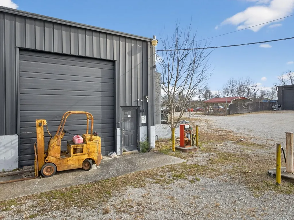2355 Fisk Road Cookeville TN 38506