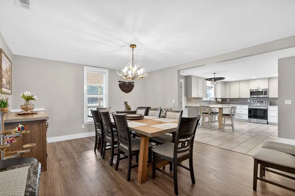 390 Taylor Hollow Lane Gainesboro TN 38562-5312