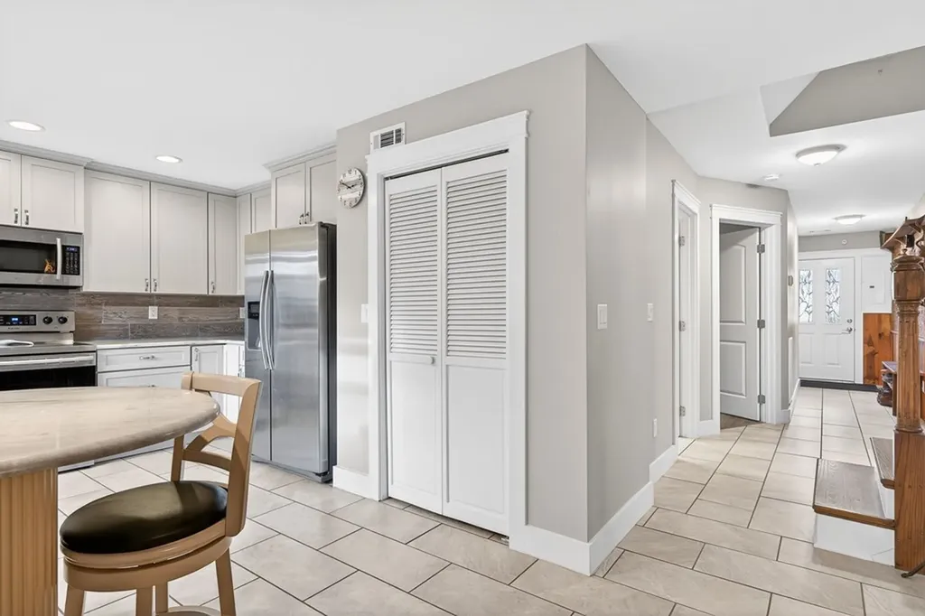 390 Taylor Hollow Lane Gainesboro TN 38562-5312