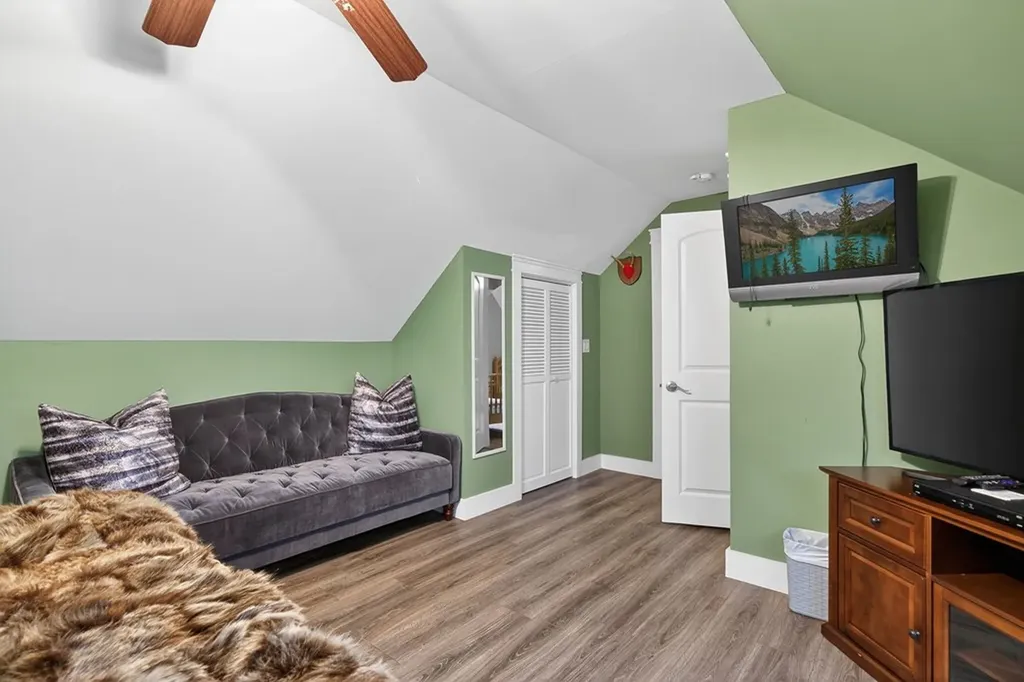 390 Taylor Hollow Lane Gainesboro TN 38562-5312