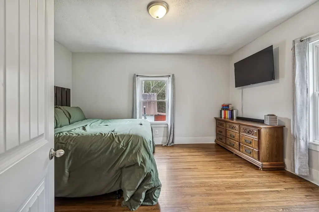 147 Sloan Branch Road Pleasant Shade TN 37145