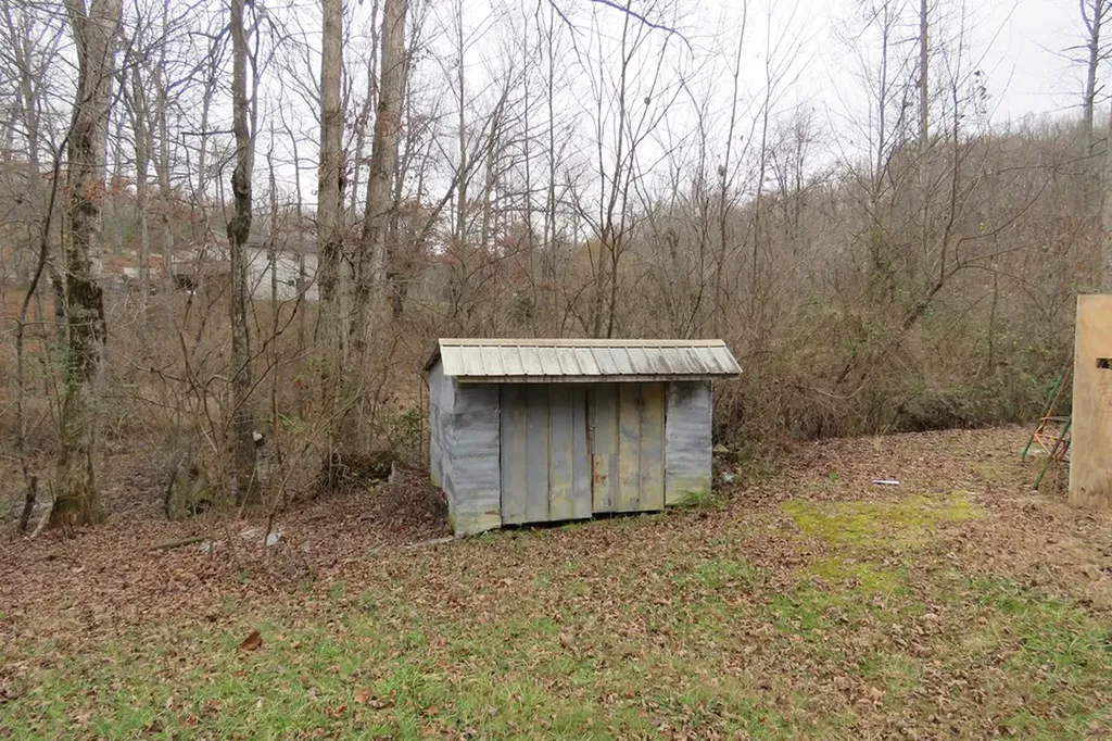 2783 Hillwood Street Monterey TN 38574