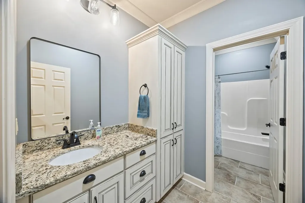 4068 Charlton Square Cookeville TN 38501