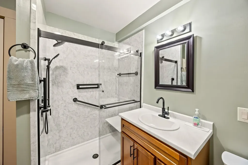 4068 Charlton Square Cookeville TN 38501