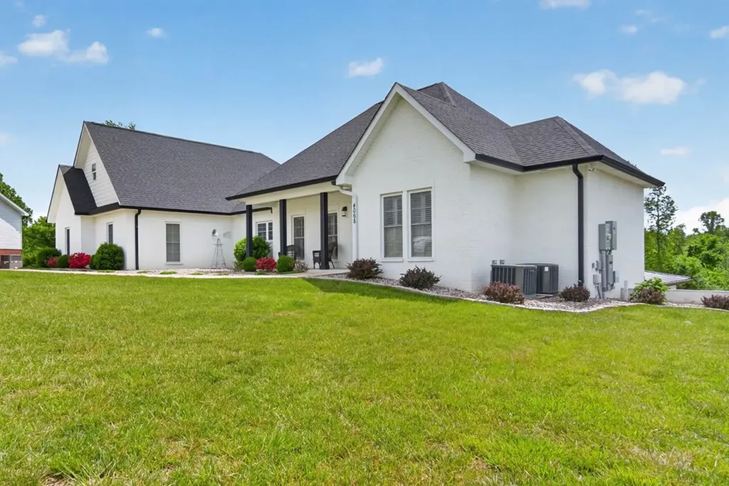 4068 Charlton Square Cookeville TN 38501