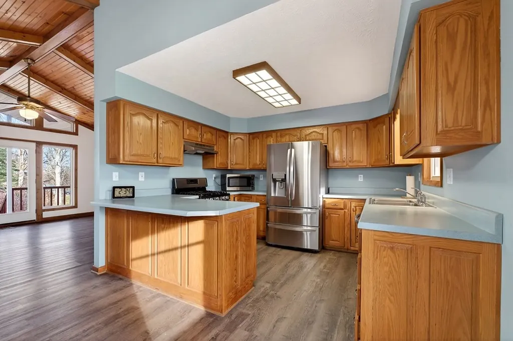 8607 Crossville Highway Sparta TN 38583