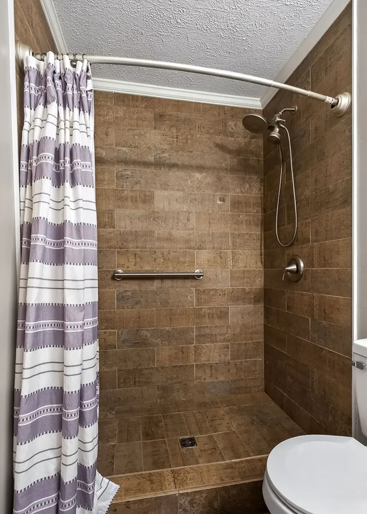 8607 Crossville Highway Sparta TN 38583