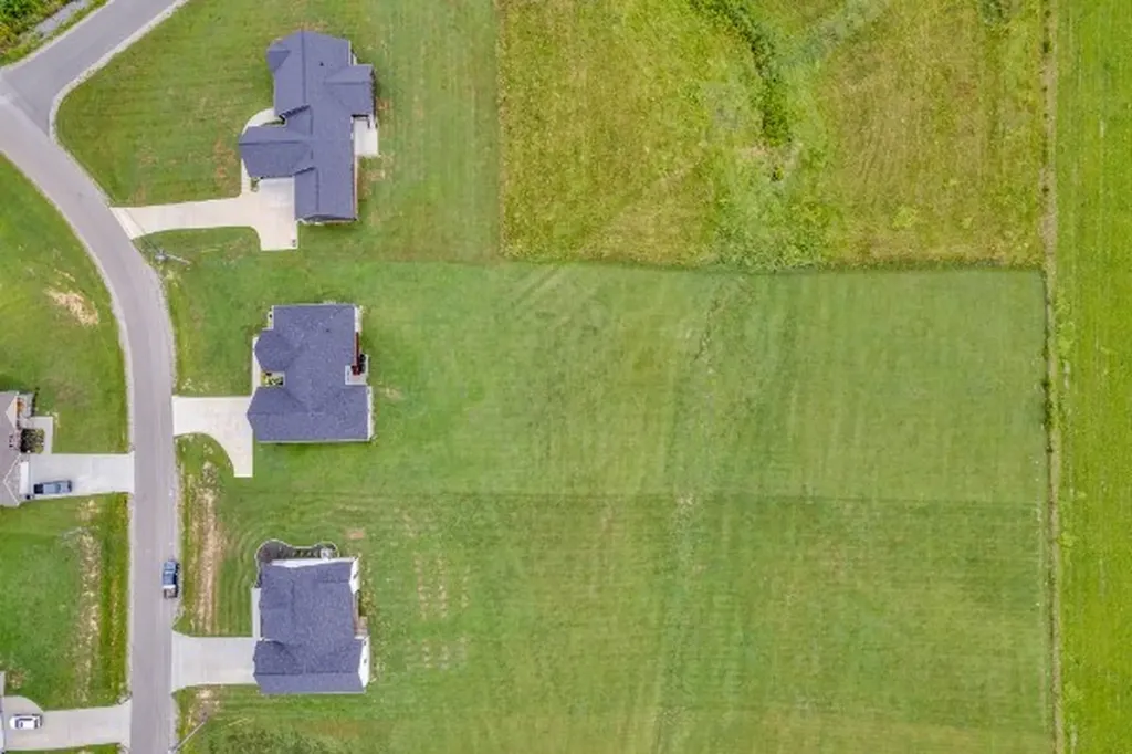 2870 Autumn Woods Trail Cookeville TN 38501