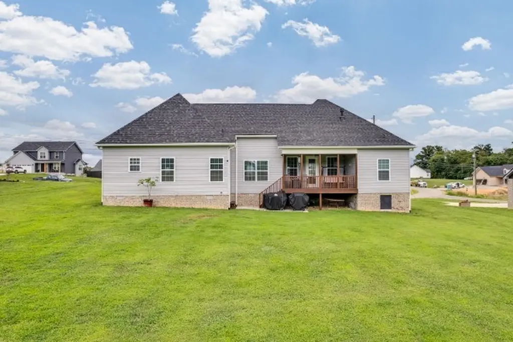 2870 Autumn Woods Trail Cookeville TN 38501