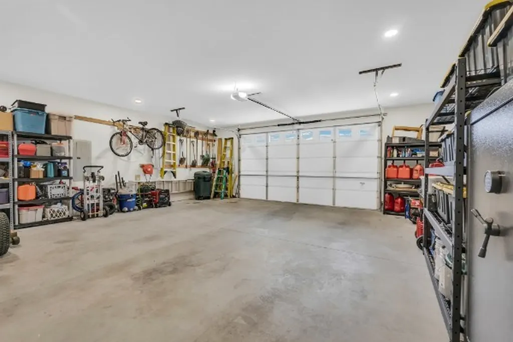 2870 Autumn Woods Trail Cookeville TN 38501