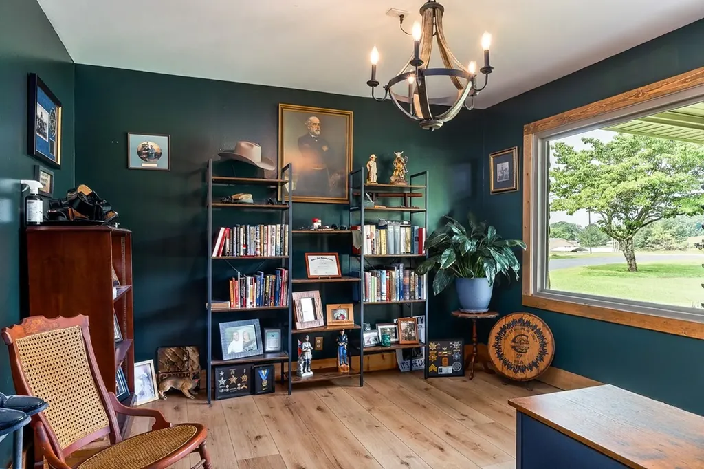 1653 Lester Flatt Road Sparta TN 38583