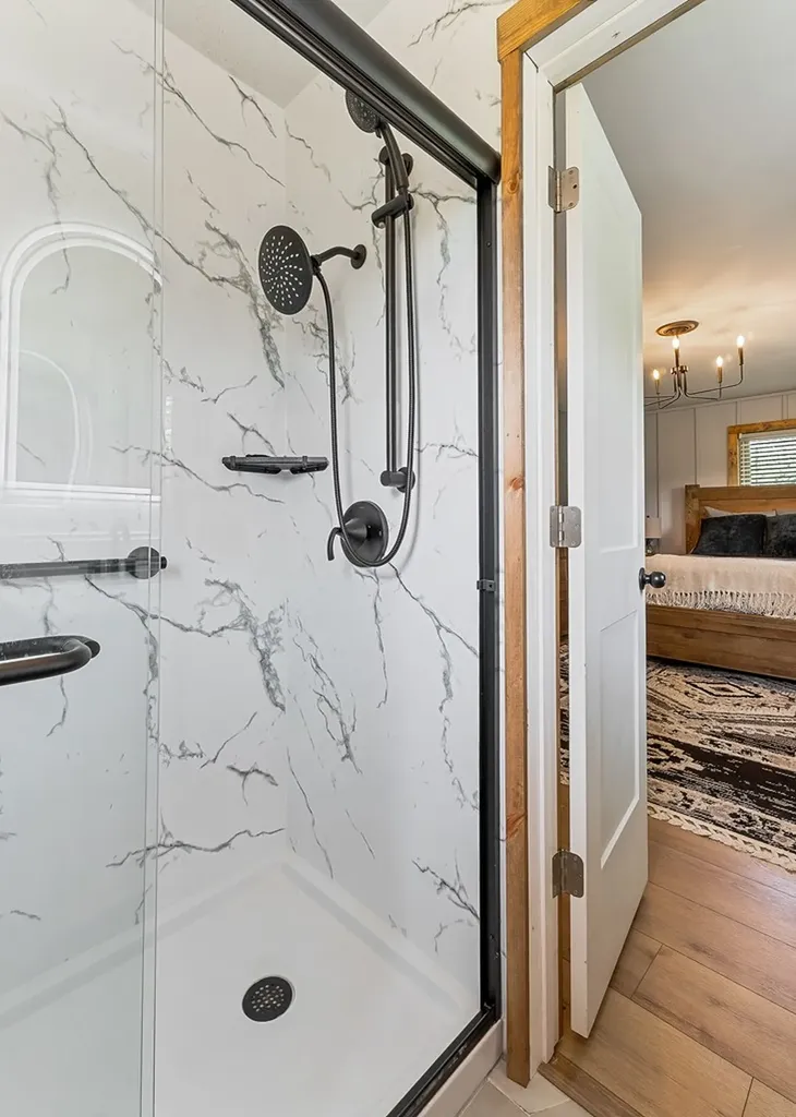 1653 Lester Flatt Road Sparta TN 38583