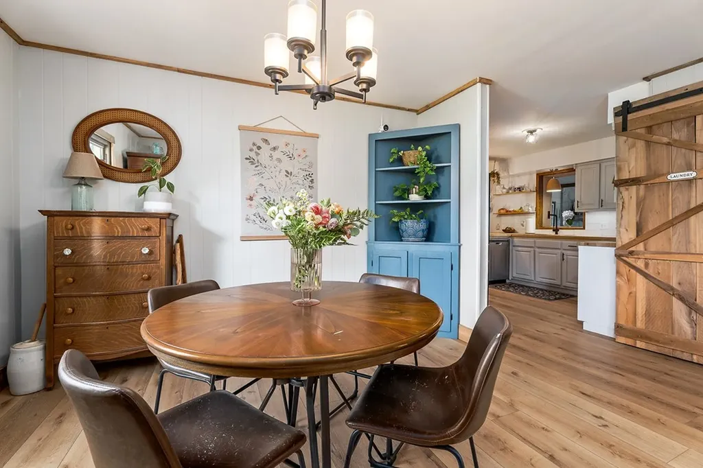 1653 Lester Flatt Road Sparta TN 38583