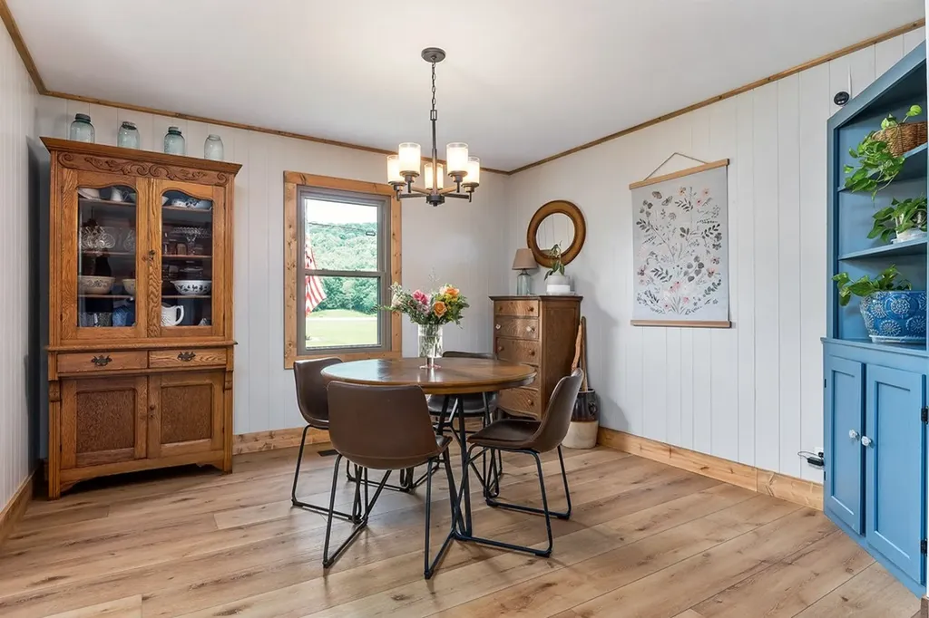 1653 Lester Flatt Road Sparta TN 38583