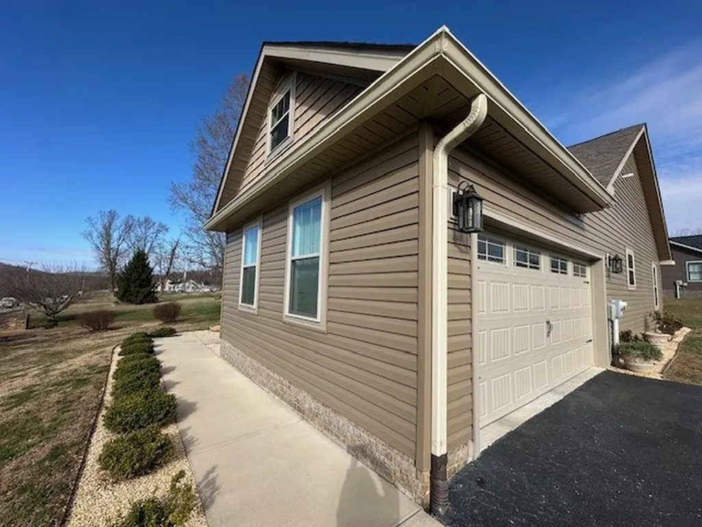 115 Shaye Brooke Drive Livingston TN 38570