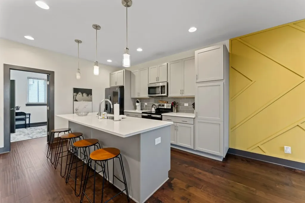 64 Fern Avenue #4 Nashville TN 37207