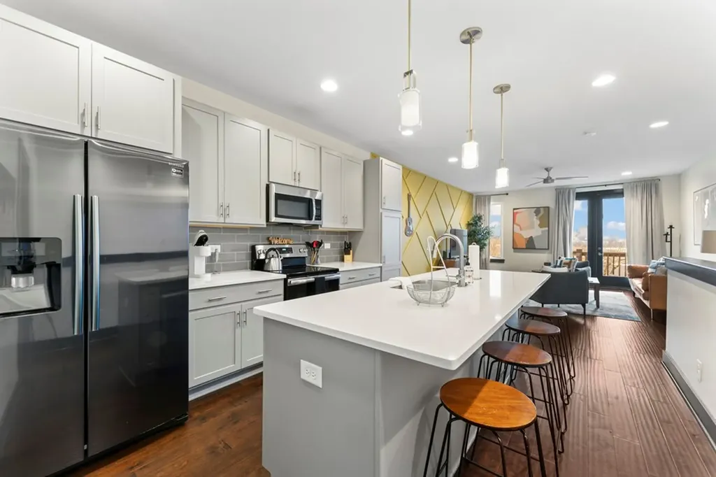 64 Fern Avenue #4 Nashville TN 37207