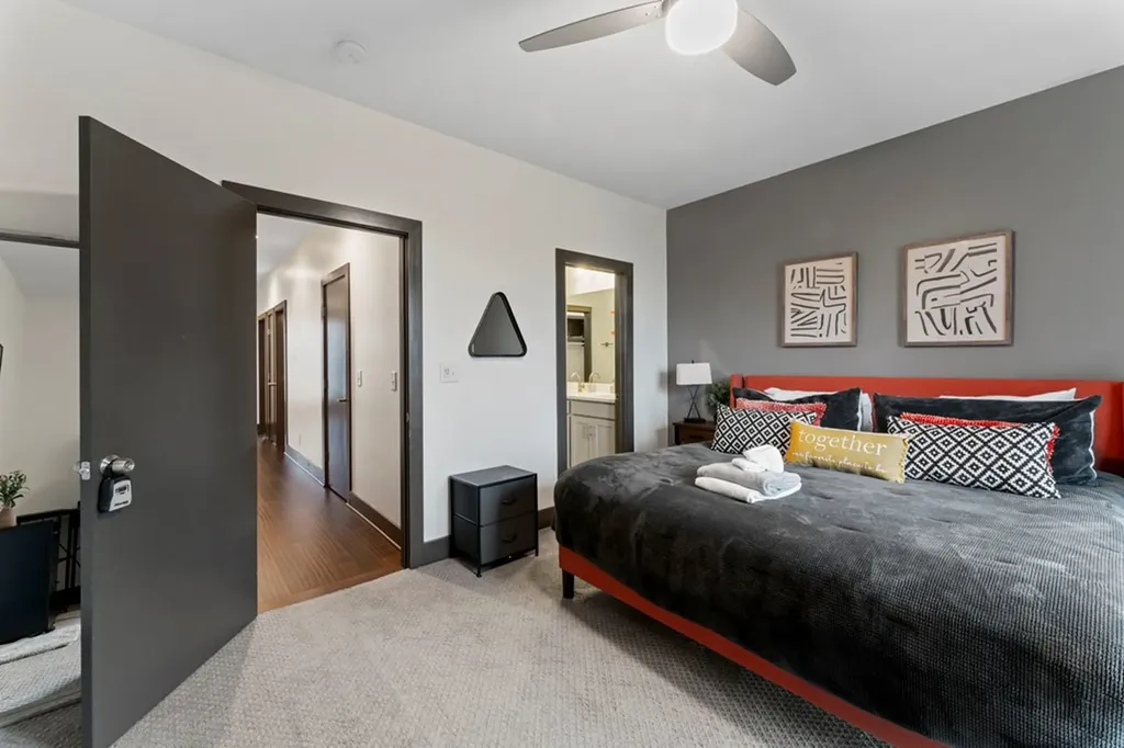 64 Fern Avenue #4 Nashville TN 37207