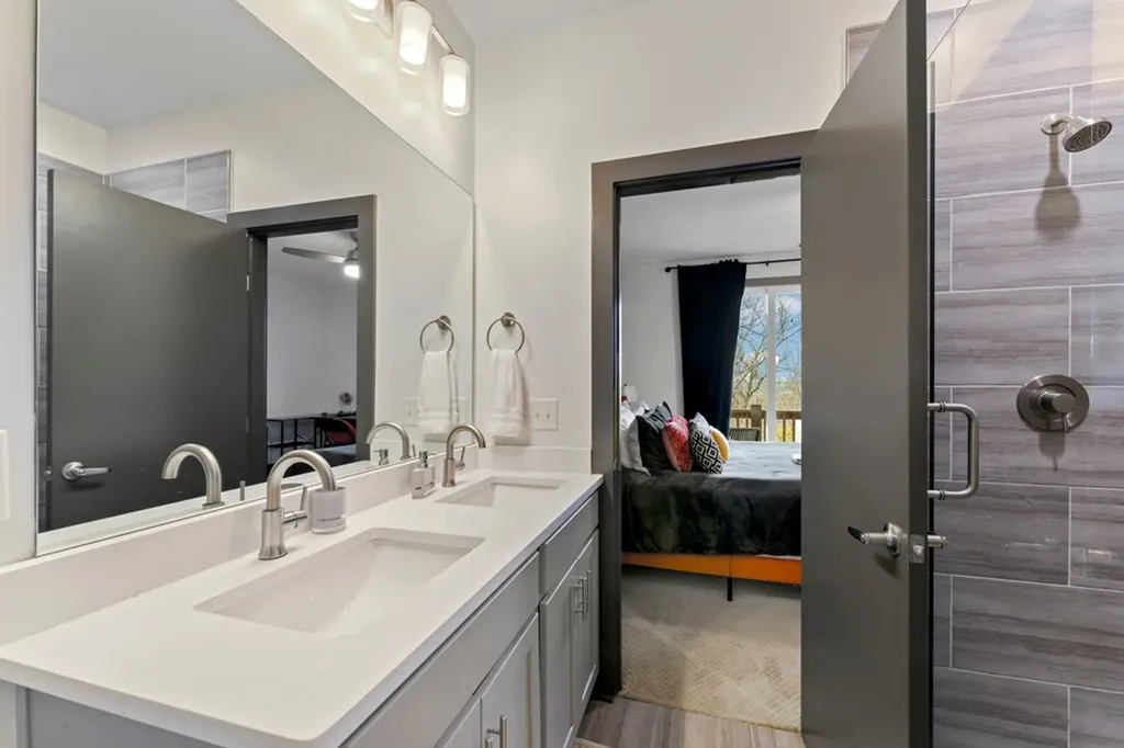 64 Fern Avenue #4 Nashville TN 37207