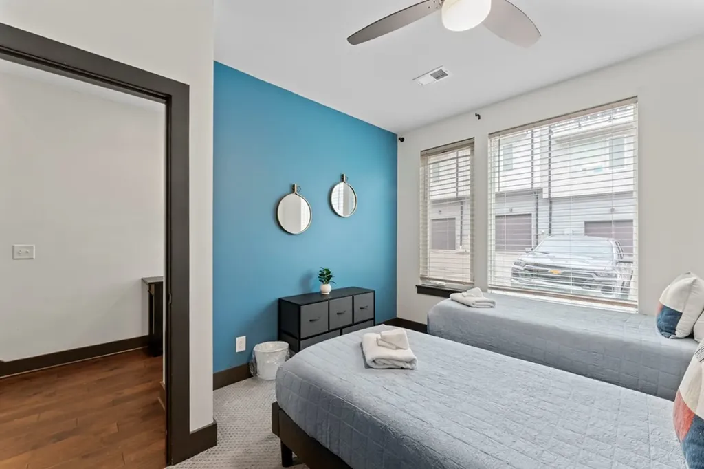 64 Fern Avenue #4 Nashville TN 37207