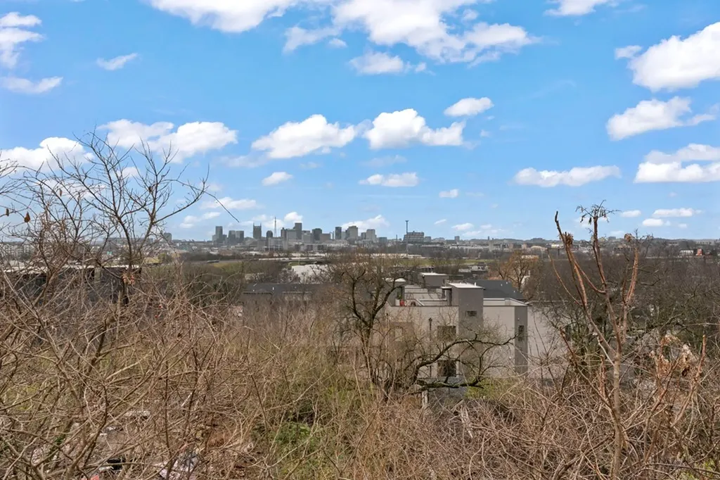 64 Fern Avenue #4 Nashville TN 37207