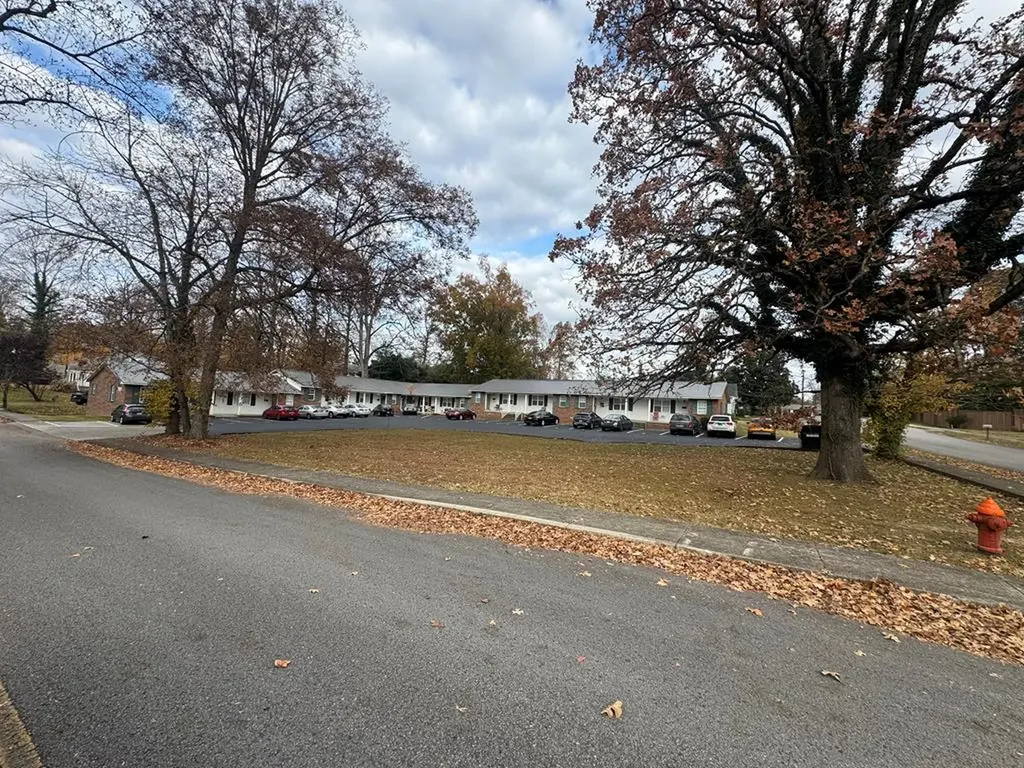 Cookeville TN, 610 N Jefferson